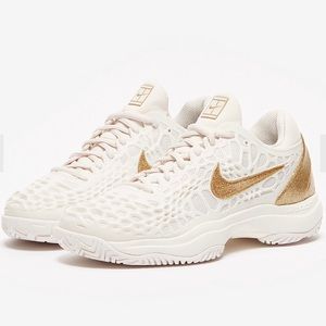 Nike Air Zoom Cage 3 Tennis Shoes size 8.5.